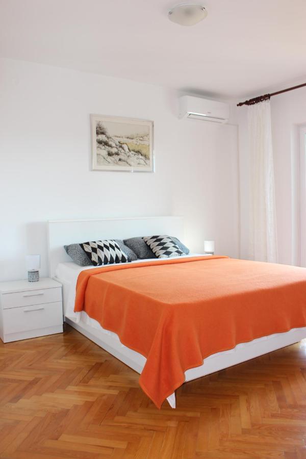 Apartmani Mia Jadranovo Bagian luar foto