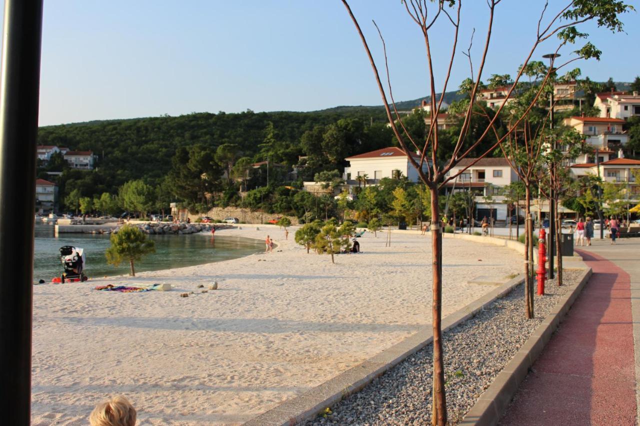 Apartmani Mia Jadranovo Bagian luar foto